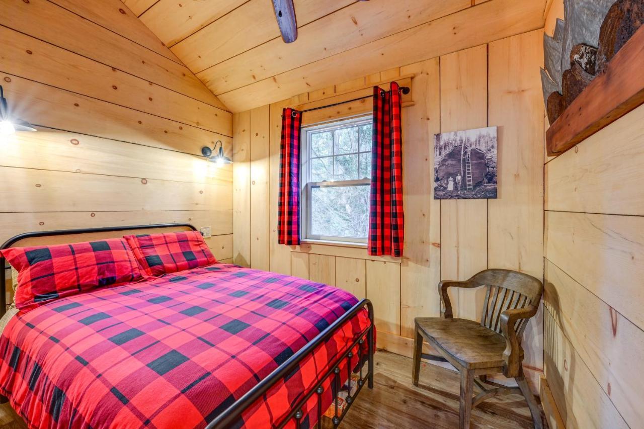 Enchanting Creekside Cabin Near Kings Canyon Park! Badger المظهر الخارجي الصورة